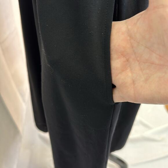 ⚫️Theory Black Halter Dress with Shoulder Tie & Pockets ⚫️ - Picture 6 of 8